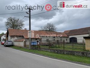 foto Prodej RD se zemdlskm zzemm (chlvy, stodola) velk zahrada, dvr v obci Vinaice, okres Beroun, zahrada 3.549m2