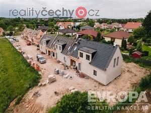 foto Prodej  bytov jednotky 4+kk s gar B3 v novostavb RD v obci Chlumec nad Cidlinou - Kladruby