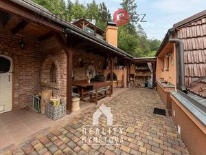 foto Prodej RD v blzkosti lesa, s pknou terasou, dvma byty; CP 488 m2 - Blansko, st Klepaov