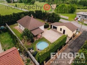 foto Prodej znovnho rodinnho domu s velkou zahradou a dvougar v Choti u Holic