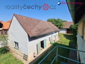 foto Prodej zemdlsk usedlosti v obci Vinaice u Loun
