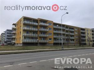 foto Pronjem nadstandardnho bytu 4+kk 110m2 a dvma balkony a a 2 parkovacmi stnmi v dan lokalit v Olomouci