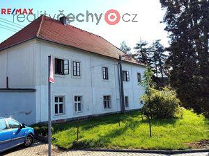 foto Vt rodinn dm 236 m2 s dlnou 200m2 a s pozemky 4039 m2,  v obci Semnkovice u Postoloprt