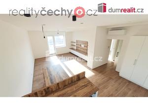 foto Nov byt 2+kk, 74 m2 + balkon 6,3, spolen zahrada 250 m2, 2 x parkovac stn, 2.patro, cihla, Praha 4 - Kr