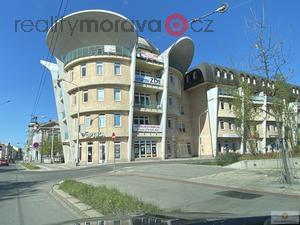 foto Pronjem administrativnch prostor (91m2 + 7,7m2 balkon) na Wellnerov ulici v Olomouci