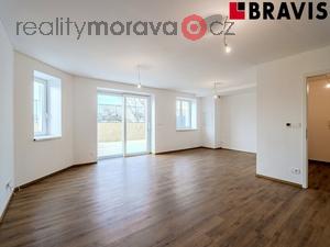 foto Prodej novho bytu 2+kk (82m2) s prostornou terasou 52 m2, parkovacm stnm a sklepem v cen, obec Rostnice