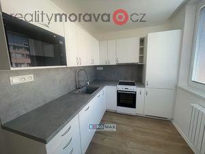 foto Pronjem novho bytu 2+1 s balkonem Beclav, U Splavu