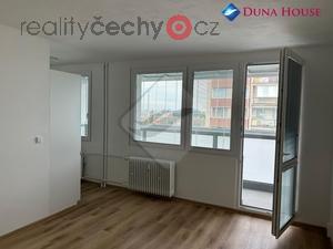 foto Pronjem bytu 1+kk, 32m2 s zasklenou lodi