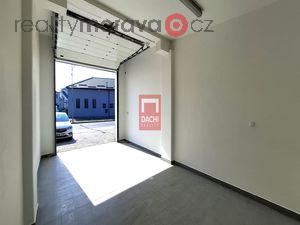 foto Pronjem velk gare o vme 44,34m2, ul. Hamersk, Holice, Olomouc