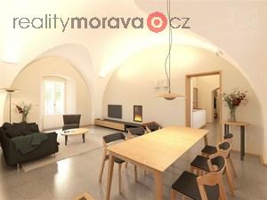 foto OV 2+1 Letovice, ul. Zmek, klenut stropy, projekt od architektky, jedinen msto, investice