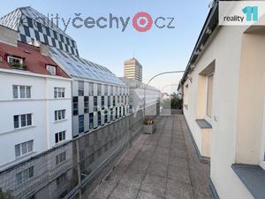 foto Pronjem bytu 1+1/T, 69 m2, po renovaci, nezazen, Praha 3 - Vinohrady