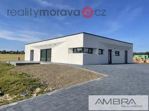 foto Prodej, Rodinn domy 5+kk, 180 m2 ,s baznem, pozemek 1323 m2 - enov