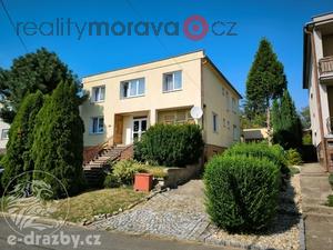 foto Rodinn dm 8+1 (262 m2) na pozemku 885 m2, Velehrad, okres Uhersk Hradit