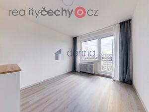 foto Pronjem bytu 1+kk/L, 30m2, ul. eskova, Praha 8 - Stkov, bez nbytku, nov po rekonstrukci