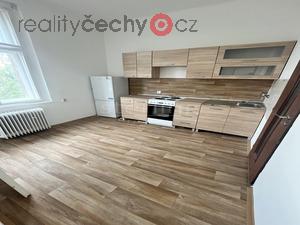 foto Pronjem bytu 2+1, 48 m2, Kladno, ul. Amlsk, 3.NP, cihla,