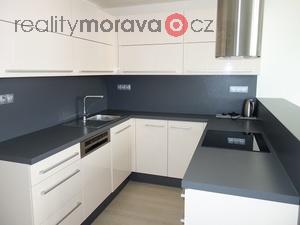 foto Pronjem zazenho bytu 3+kk /71 m2/, s terasami /23 m2/ a garovm stnm, Brno, ulice Cihlsk