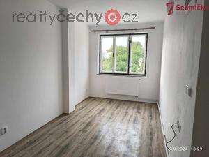 foto Pronjem byty 1+kk, 22 m2 - r nad Szavou 1