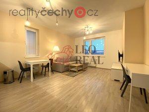 foto Pronjem zazenho bytu 2+kk, 66 m2, balkon, atna, gar, Strnadovch, Vysoany, Praha 9